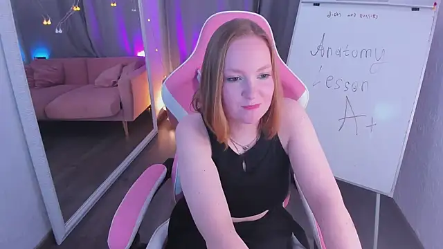 Elizabeth Walson online show from 16, 11, 2025