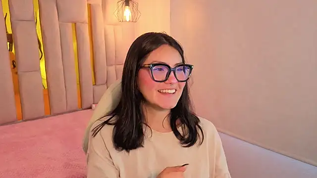 Brandy collinss online show from 26, 4, 2026