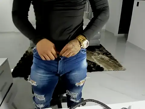 master leather online show from 19, 4, 2026