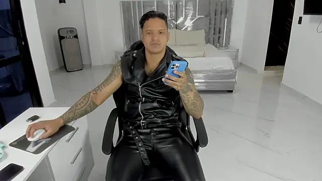 master leather online show from 27, 4, 2026