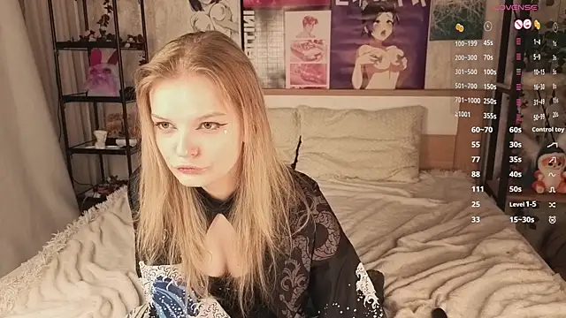 Snapshot of MicheleHonas chatting on 10, 5, 2026 MicheleHonas online show from 10, 5, 2026