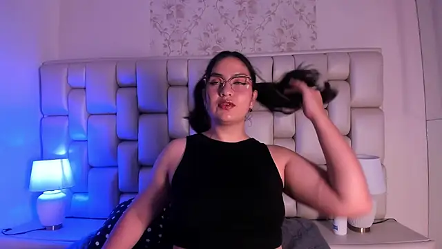 lea hunter   online show from 25, 11, 2025