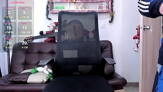 sarahhernandez online show from 29, 11, 2025