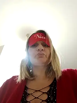 Tania9  online show from 26, 11, 2025