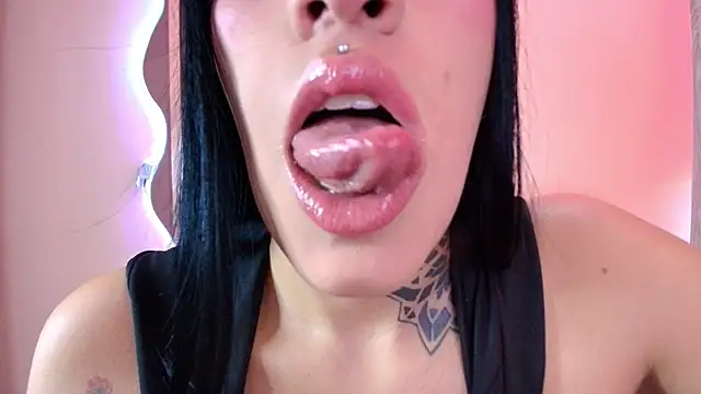 Snapshot of catte_jensen chatting on 23, 11, 2025 catte jensen online show from 23, 11, 2025