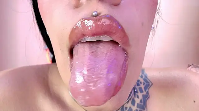 Snapshot of catte_jensen chatting on 3, 3, 2026 catte jensen online show from 3, 3, 2026