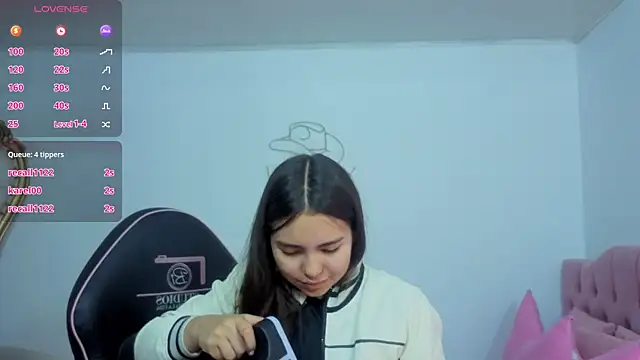 ISABELA TAY online show from 6, 6, 2026