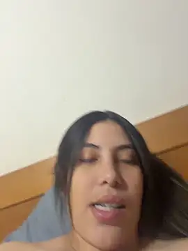 Anna Bitch Disgusting online show from 5, 6, 2026