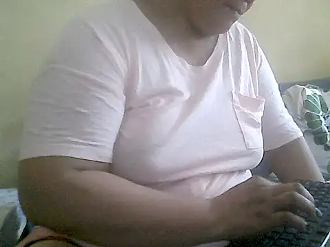 loriepinay46 online show from 4, 4, 2026