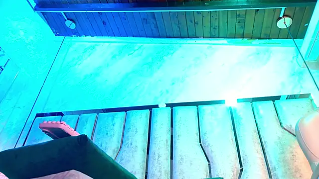 Caroline palmerr online show from 17, 12, 2025