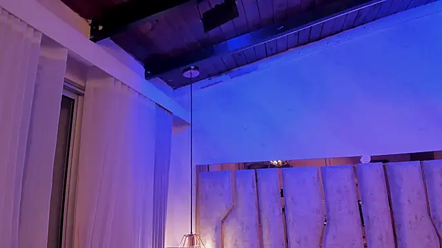 Caroline palmerr online show from 2, 2, 2026