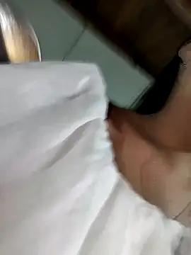 gugu0022 online show from 20, 4, 2026