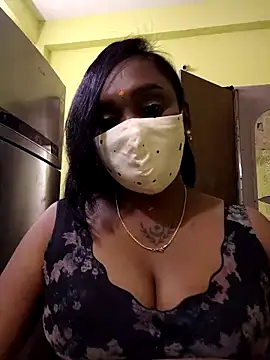 Dharshini98 online show from 6, 2, 2026