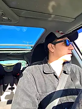 Snapshot of 7milo chatting on 8, 1, 2026 7milo online show from 8, 1, 2026