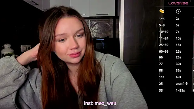 Snapshot of me_liss chatting on 23, 11, 2025 me liss online show from 23, 11, 2025