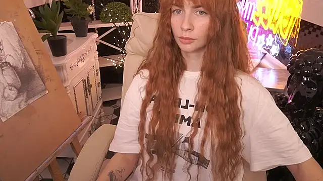 Nicol Moonn online show from 2, 4, 2026