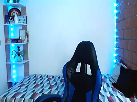 Snapshot of Maax30233 chatting on 23, 11, 2025 Maax30233 online show from 23, 11, 2025