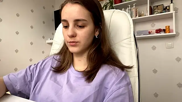 SweetieKatie online show from 25, 11, 2025