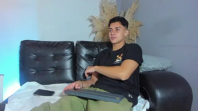 ZeusBrant online show from 18, 3, 2026