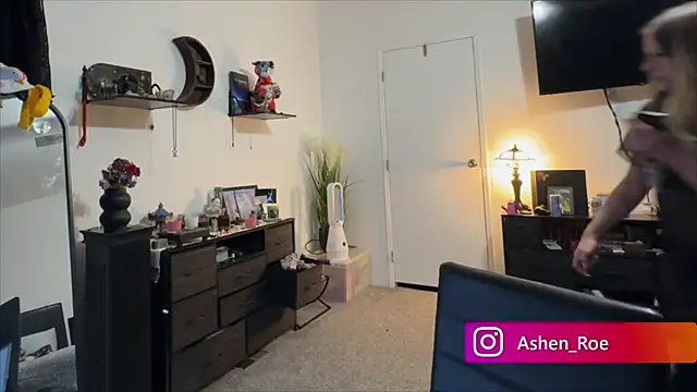 AshenRoe online show from 28, 3, 2026