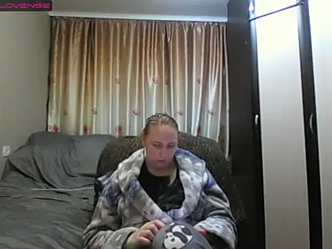 JenniDeep online show from 10, 3, 2026