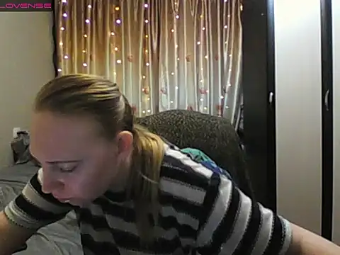 JenniDeep online show from 22, 4, 2026