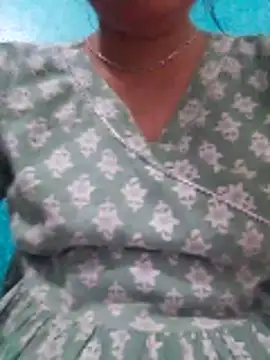 Snapshot of isha_sharma2002 chatting on 22, 11, 2025 isha sharma2002 online show from 22, 11, 2025