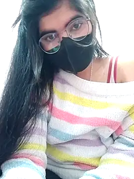 Snapshot of isha_sharma2002 chatting on 30, 11, 2025 isha sharma2002 online show from 30, 11, 2025