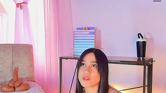 lizzy kane online show from 18, 4, 2026