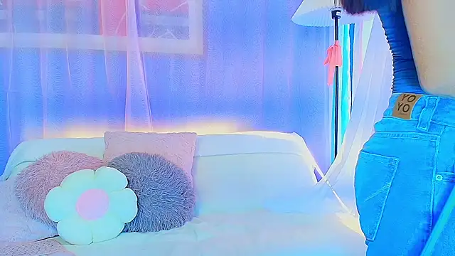 lizzy kane online show from 25, 4, 2026