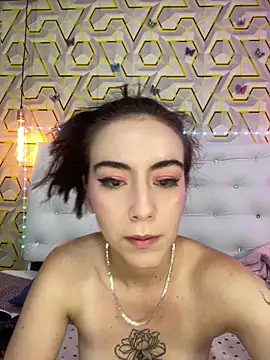Snapshot of MelanyyJhonson15 chatting on 6, 5, 2026 MelanyyJhonson15 online show from 6, 5, 2026