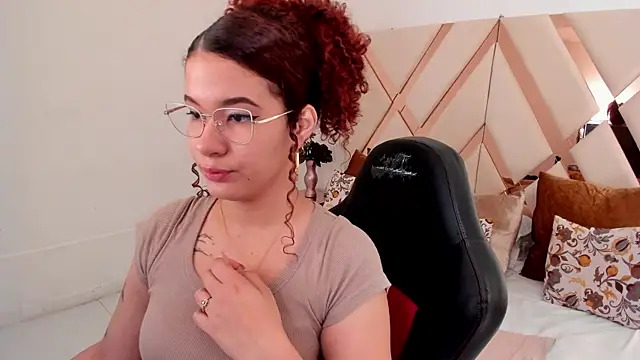 avrilwaynee online show from 13, 1, 2026