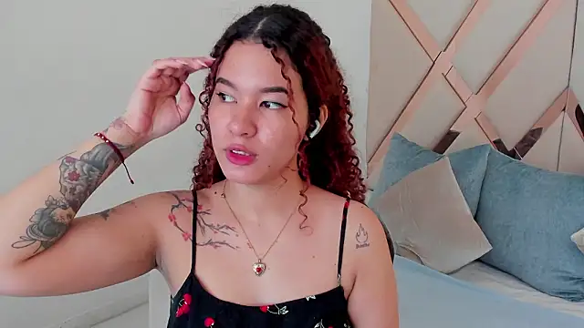 avrilwaynee online show from 12, 3, 2026