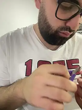 Snapshot of julianlondo111 chatting on 3, 12, 2025 julianlondo111 online show from 3, 12, 2025