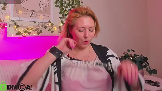 miss lisaaa online show from 16, 11, 2025