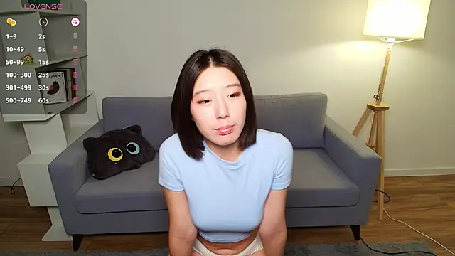 KokoMiu online show from 5, 12, 2025