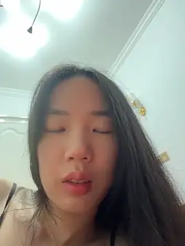 TinyBabe online show from 27, 4, 2026