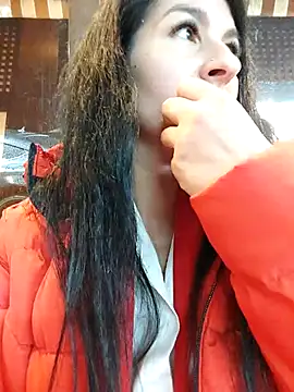 Snapshot of Elennbaby05 chatting on 29, 11, 2025 Elennbaby05 online show from 29, 11, 2025