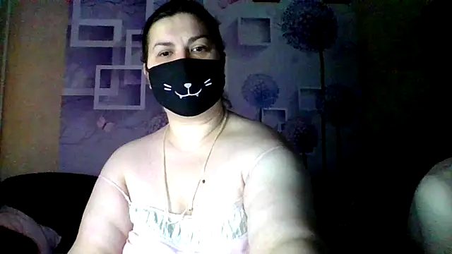 Snapshot of honey_sweet_couple chatting on 22, 12, 2025 honey sweet couple online show from 22, 12, 2025