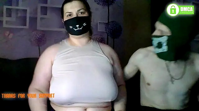 Snapshot of honey_sweet_couple chatting on 8, 2, 2026 honey sweet couple online show from 8, 2, 2026