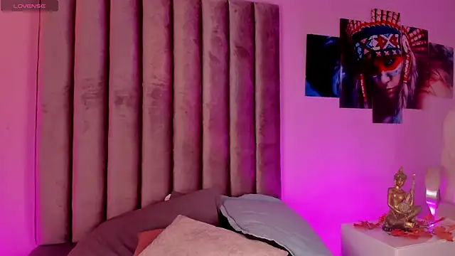 GabrielaSuarez  online show from 3, 7, 2026