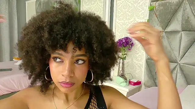 Miaa Grace  online show from 23, 4, 2026