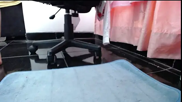 sasha sexy1 online show from 22, 4, 2026