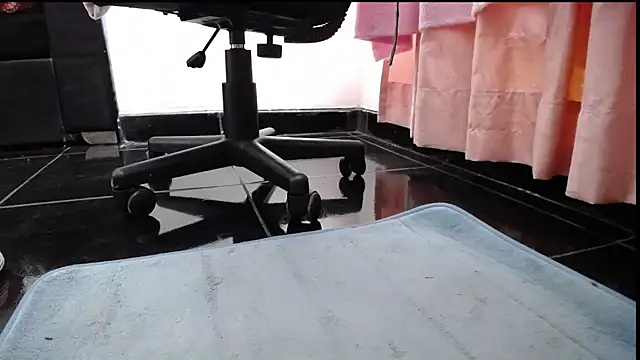 sasha sexy1 online show from 26, 4, 2026