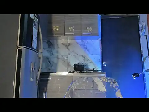 aprille15 online show from 24, 4, 2026