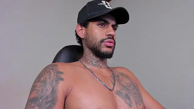 LuigiVitale 1 online show from 14, 1, 2026