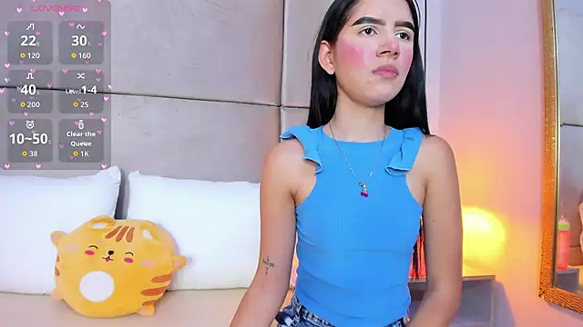 Snapshot of angelaG1 chatting on 13, 12, 2025 angelaG1 online show from 13, 12, 2025