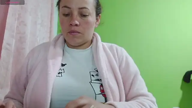 Rouse hot  online show from 22, 4, 2026