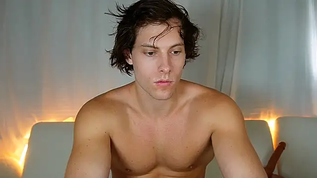 alex islivee online show from 19, 3, 2026