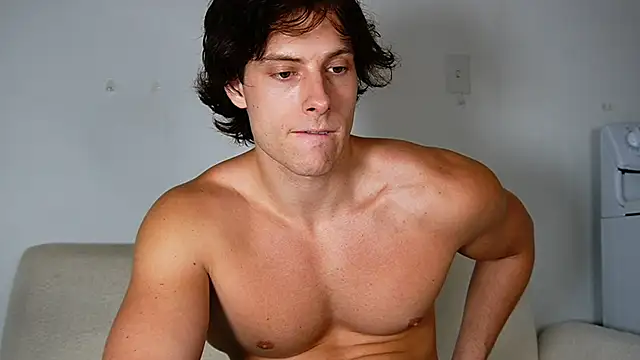 Snapshot of alex_islivee chatting on 7, 4, 2026 alex islivee online show from 7, 4, 2026